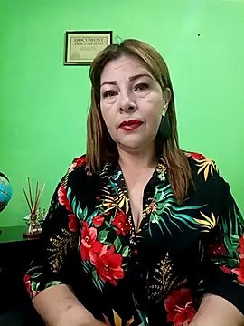 VANESSA  01 online show from November 6, 2025, 2:07 pm