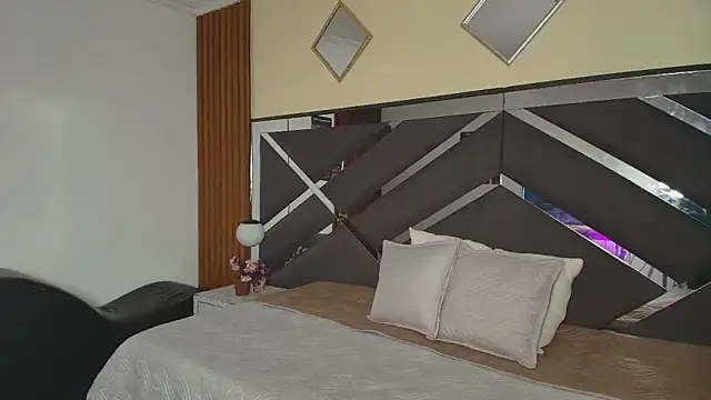 GabySweett  online show from April 26, 2026, 1:31 pm