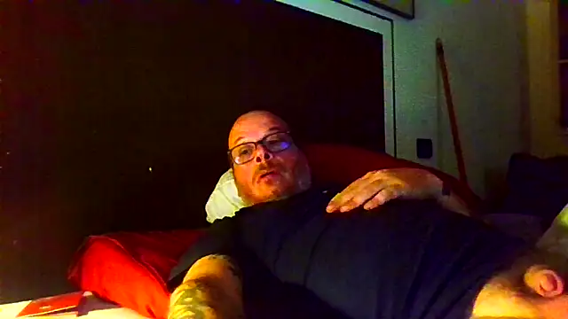 ilmilanese76 online show from September 30, 2025, 10:48 pm