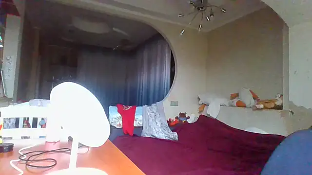 QueenMomyS online show from November 20, 2025, 10:15 am