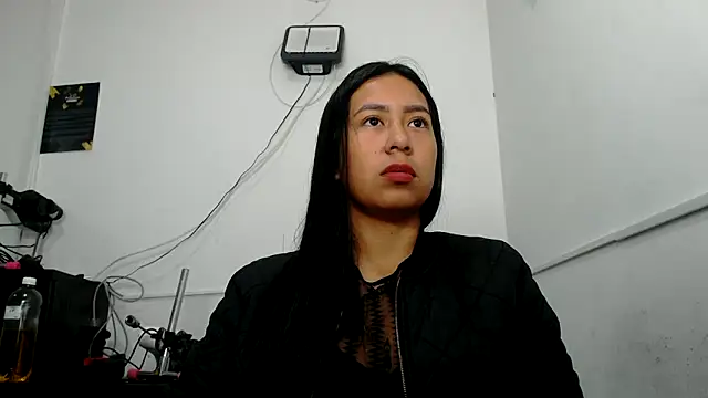 KateValencia online show from April 23, 2026, 2:02 am