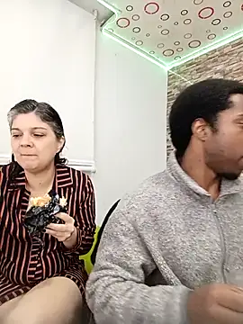 Yin yang hot online show from December 4, 2025, 3:38 am