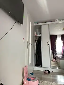 Romina6 online show from March 19, 2026, 11:03 am