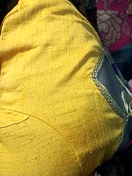 khushbuDarchut71 online show from November 11, 2025, 4:18 pm