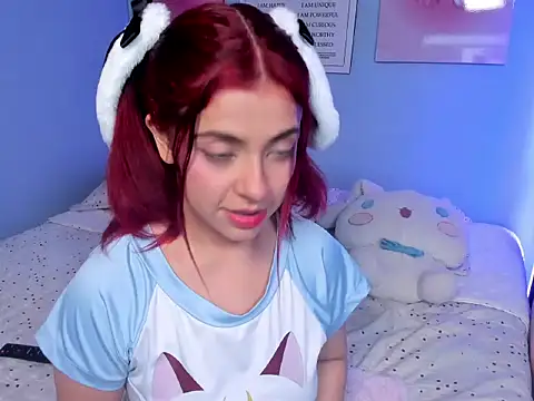 KathiaSaenz  online show from November 8, 2025, 4:34 am