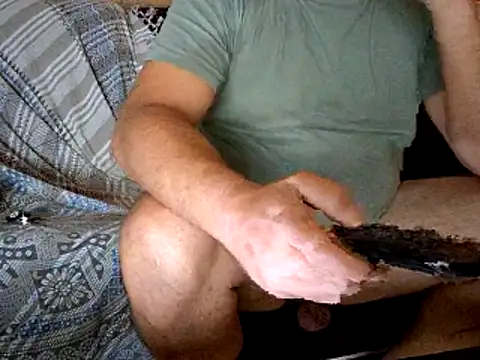 Snapshot of morenet_festero chatting on October 20, 2025, 12:11 am morenet festero online show from October 20, 2025, 12:11 am