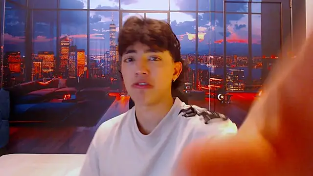 RomeoMillerr online show from October 5, 2025, 7:23 pm