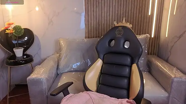  ceeleste cute  online show from March 12, 2026, 7:42 pm