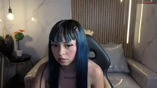  ceeleste cute  online show from April 21, 2026, 7:39 pm