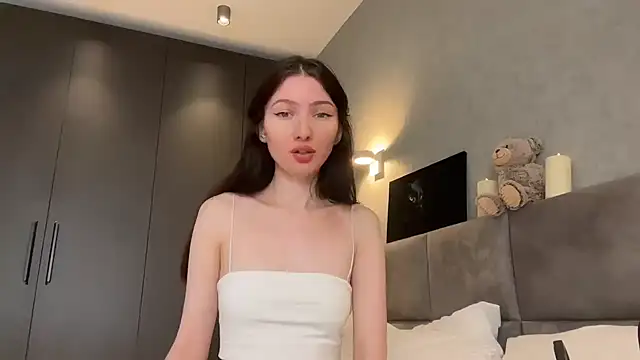 AnaMoonlight online show from March 13, 2026, 5:58 am