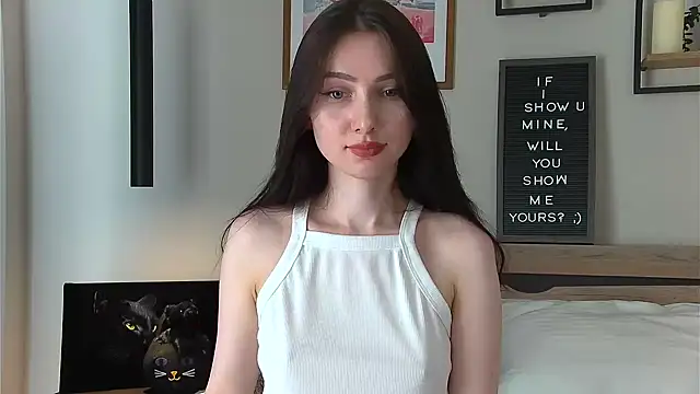 AnaMoonlight online show from June 28, 2026, 1:39 pm
