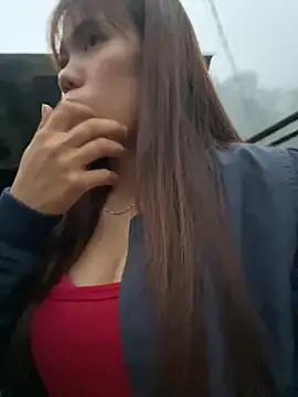 nhinhi-sexy online show from November 10, 2025, 10:25 am