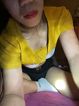 nhinhi-sexy online show from November 11, 2025, 8:31 pm