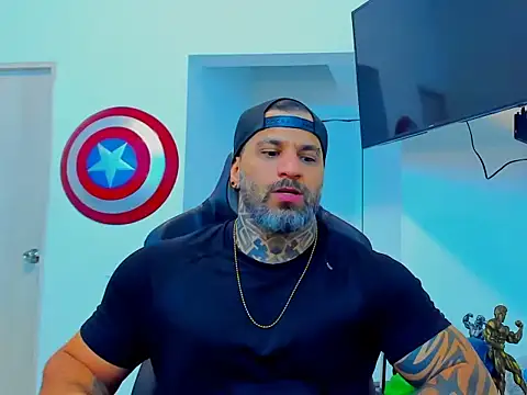 JoshRigby online show from October 18, 2025, 8:42 pm