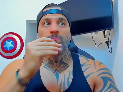 JoshRigby online show from November 26, 2025, 8:54 pm