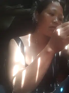 bree-zz online show from September 27, 2025, 2:38 am