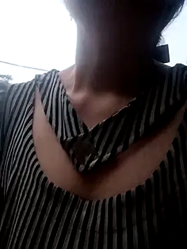 bree-zz online show from March 19, 2026, 11:09 pm