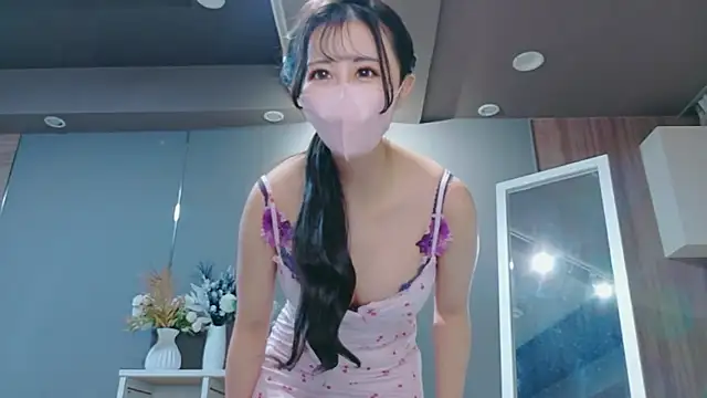 Snapshot of -Rukachi- chatting on February 9, 2026, 1:26 pm -Rukachi- online show from February 9, 2026, 1:26 pm