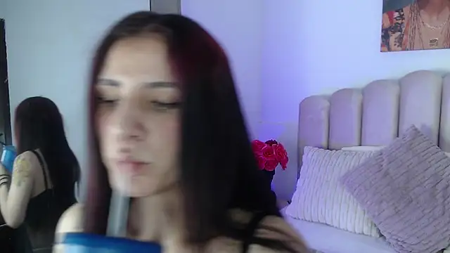 isa bigassx online show from November 4, 2025, 4:44 am