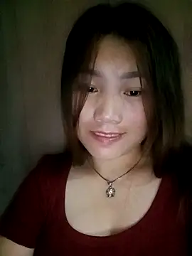 min-xinh online show from October 13, 2025, 5:02 pm