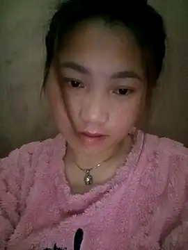 min-xinh online show from December 17, 2025, 9:43 pm