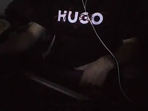 AlbertoRuiz086 online show from September 29, 2025, 6:29 am