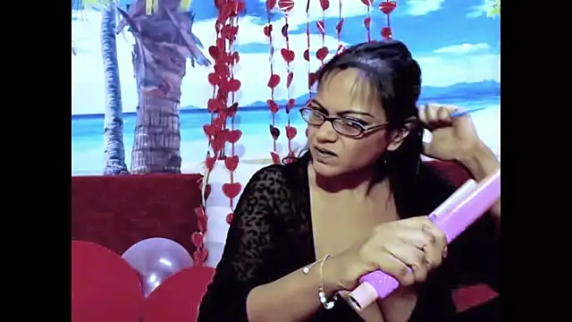 indianswtbella online show from February 16, 2026, 4:41 am