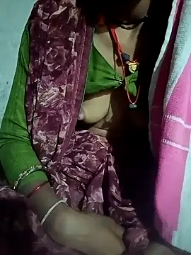 Lona2525 online show from April 18, 2026, 7:07 pm