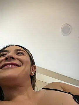 Mariana gom online show from April 22, 2026, 12:50 pm