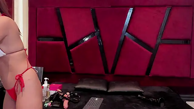 AmbarMonroe online show from November 21, 2025, 11:31 am