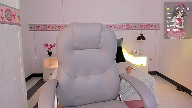 AndreaG  online show from October 9, 2025, 3:37 am