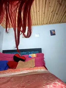 NICOLLE  12 online show from November 6, 2025, 3:40 am