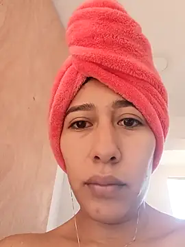 Amelia Rivas online show from October 25, 2025, 2:02 pm