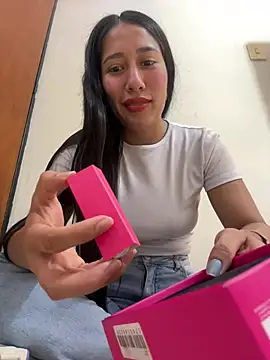 Amelia Rivas online show from July 9, 2026, 6:34 pm