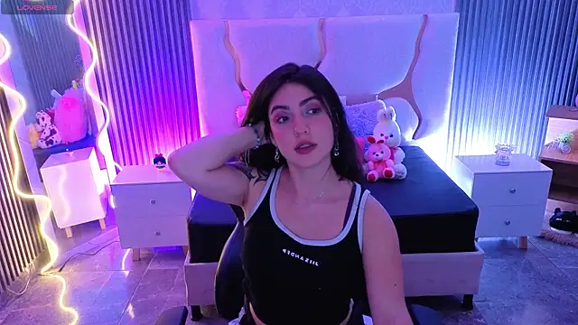 Ixchel tay online show from April 21, 2026, 3:24 am