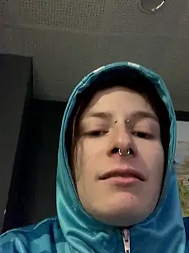 GoldenPussy1329 online show from January 9, 2026, 1:08 am