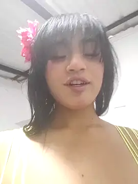 who is milyxx online show from November 17, 2025, 12:55 pm