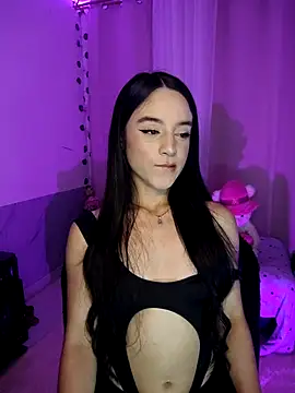 tamara vald online show from October 4, 2025, 2:31 am