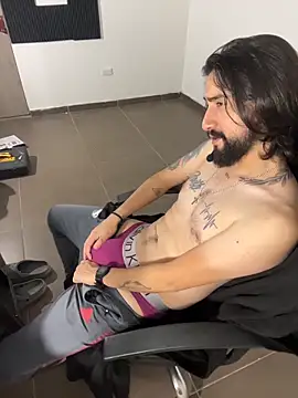 maximusdominus26 online show from March 10, 2026, 5:34 am