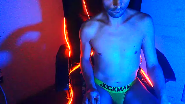 highinhtxx online show from February 15, 2026, 6:21 am