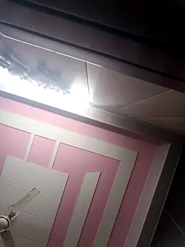 Tanya-905 online show from April 5, 2026, 5:32 pm