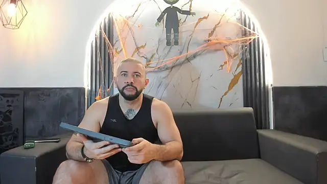 isaac franko online show from October 27, 2025, 8:57 pm