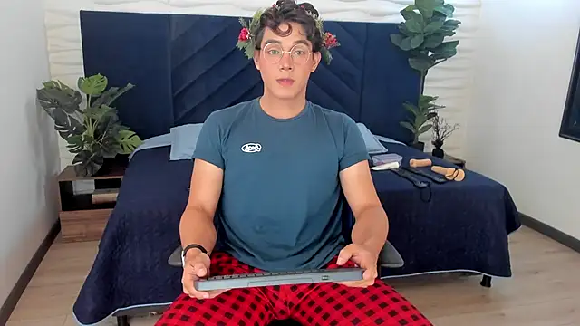 DyllanCooper online show from November 28, 2025, 12:41 pm