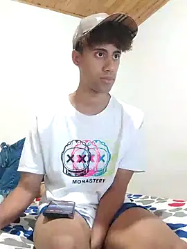 Snapshot of The_boy_good chatting on December 15, 2025, 10:47 pm The boy good online show from December 15, 2025, 10:47 pm