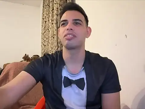  Djonson  online show from October 24, 2025, 3:47 am