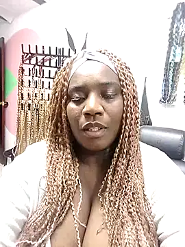 Snapshot of Alaya-15 chatting on November 26, 2025, 1:06 am Alaya-15 online show from November 26, 2025, 1:06 am