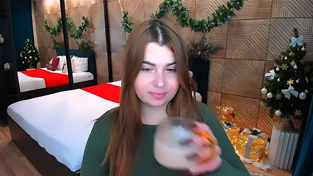 Snapshot of EnlightenmentOfLove chatting on December 15, 2025, 6:12 pm EnlightenmentOfLove online show from December 15, 2025, 6:12 pm