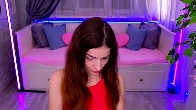 NikkaBush online show from November 10, 2025, 5:39 am