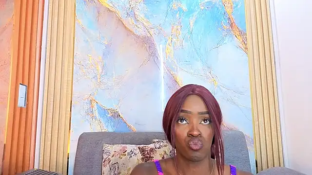 Nahomy Smiths aws online show from October 20, 2025, 9:59 pm