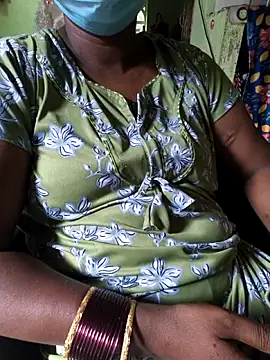Snapshot of Tamilselviroja- chatting on June 22, 2026, 2:57 am Tamilselviroja- online show from June 22, 2026, 2:57 am
